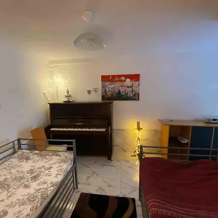 Nettes 1-zimmer Gastehaus Mit Parkplatz * Ruthweiler